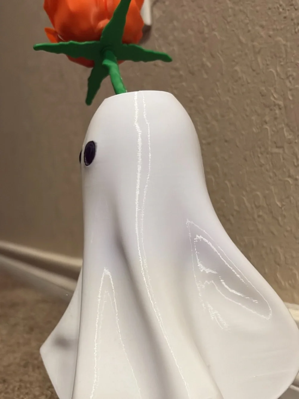 White Ghost 3D printed mini Vase and flower